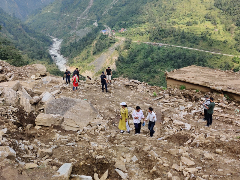 बाढीपहिरोलगायत प्रकोपको दीर्घकालीन समाधान खोजौँ